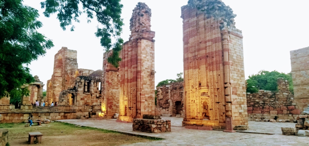 Qutub Minar History