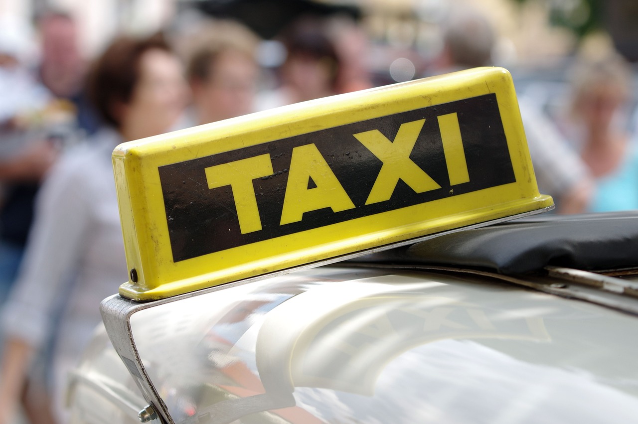 Stansted Airport Taxi – Fixed Price & Reliable Transfers